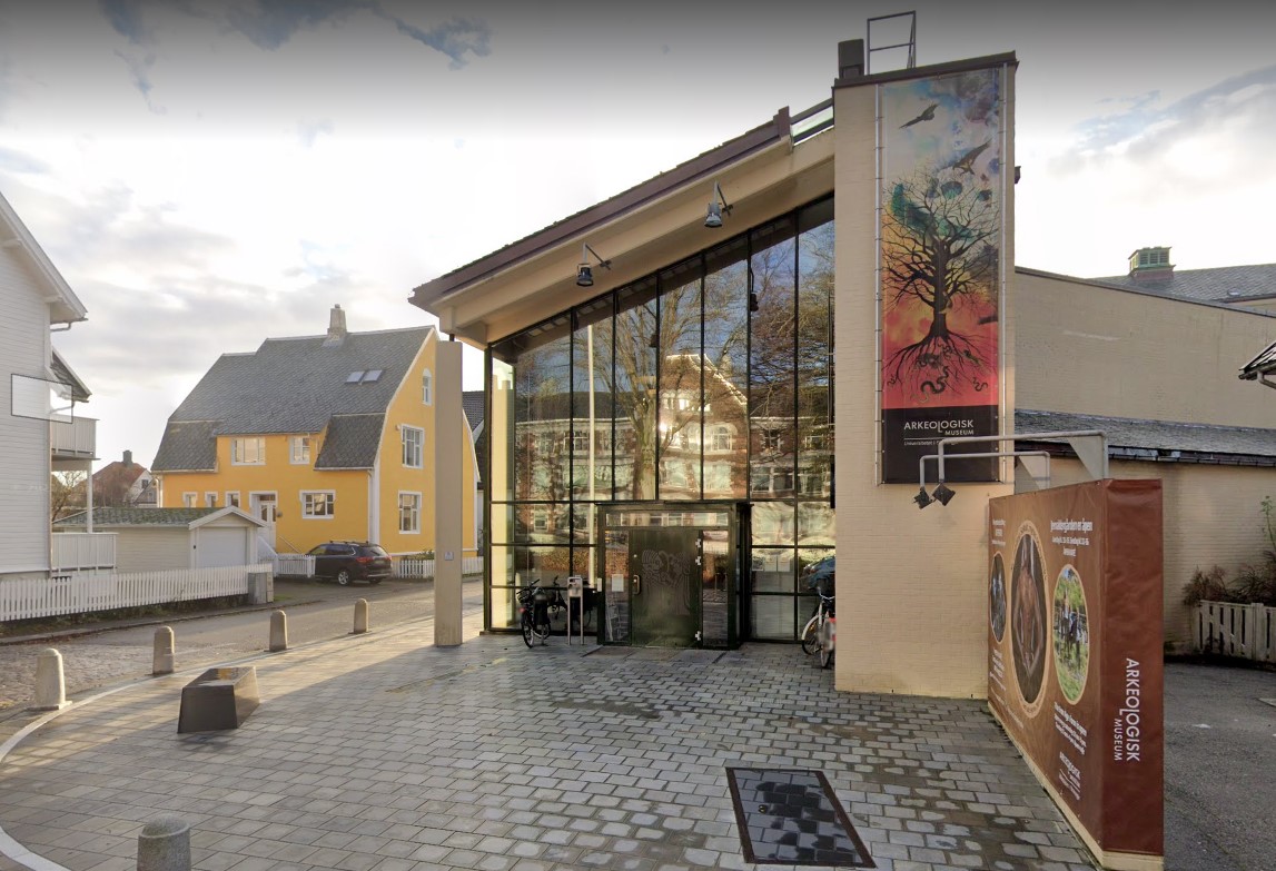 49202-Arkeologisk-museum-stv